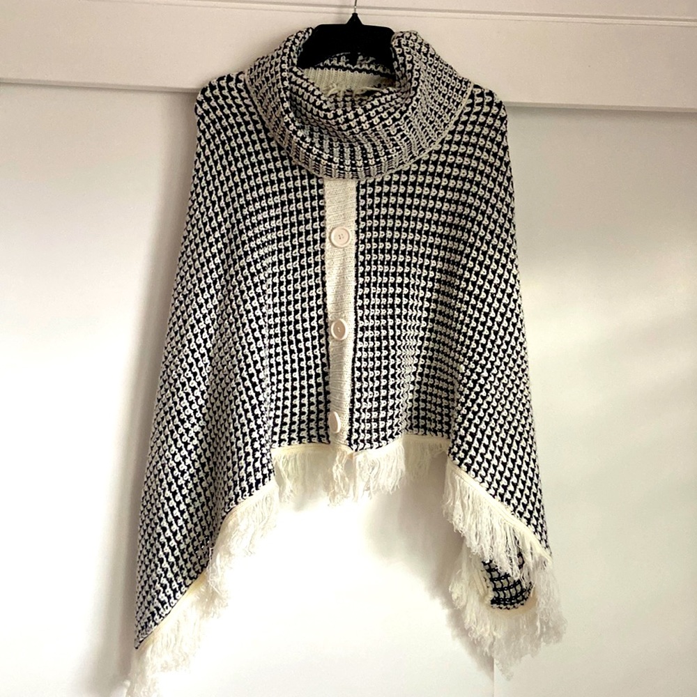 Cowl Neck Knit Poncho with Fringe Black & White